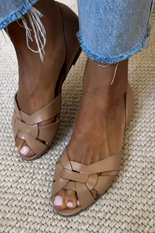 SANDALIAS TEJIDAS CON FIBRAS NATURALES