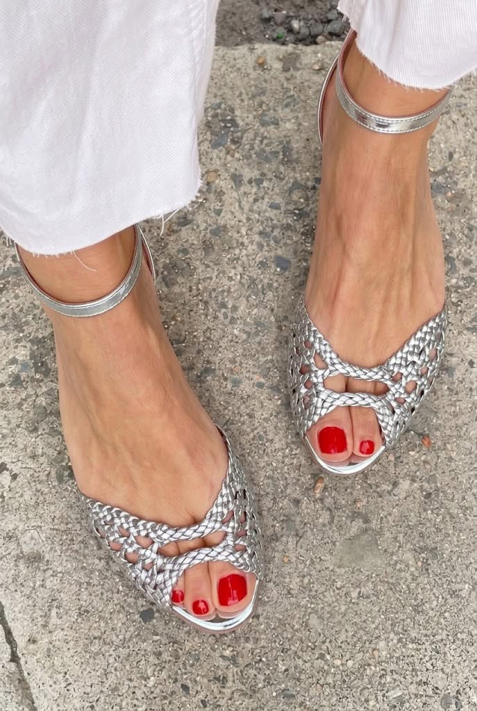 SANDALIAS DORADAS TRENZADAS